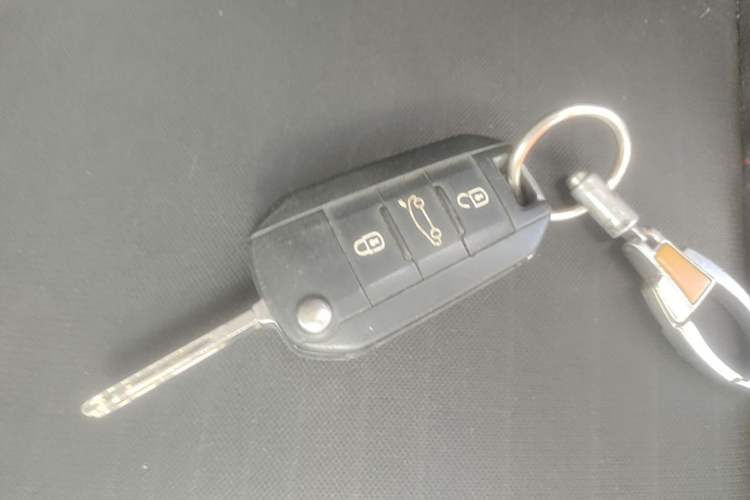 Used Citroen C3-XR 2017 230THP Manual Pioneer Edition Vehicle Key