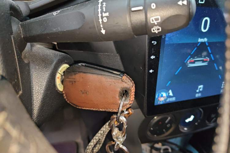 Used Citroen C3-XR 2017 1.6L Manual Pioneer Model Vehicle Key