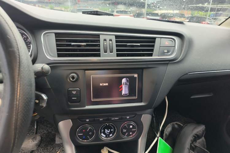 Used Citroen C3-XR 2018 1.6L Automatic Pioneer Model Audio And AC Panel