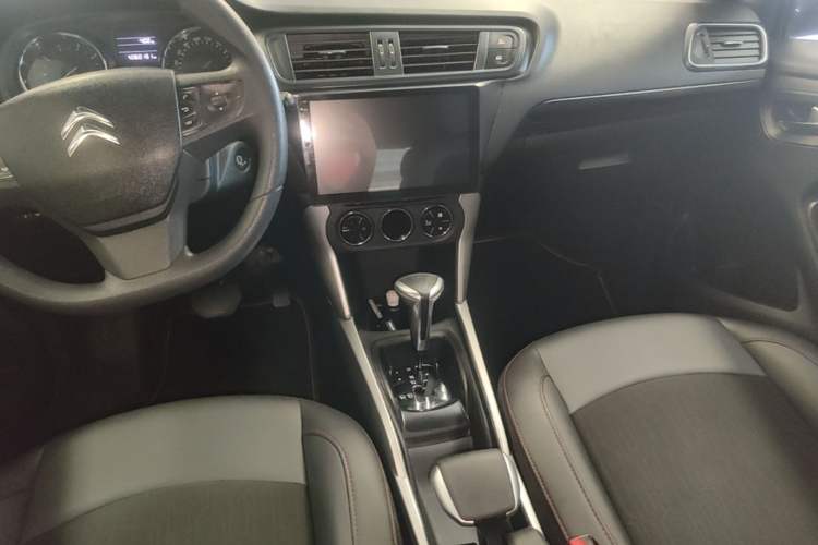 Used Citroen C3-XR 2018 1.6L Automatic Pioneer Model Audio And AC Panel
