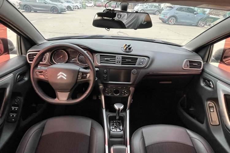 Used Citroen C3-XR 2018 1.6L Automatic Pioneer Model Interior 1