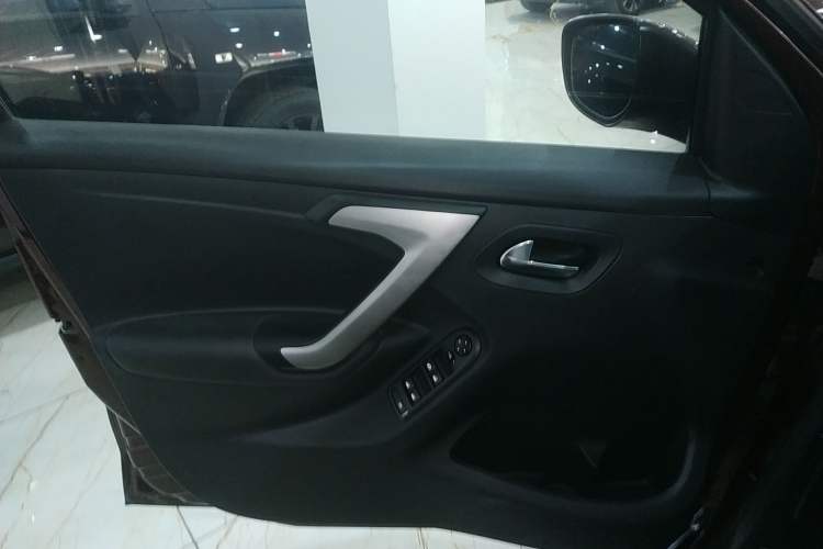 Used Citroen C3-XR 2018 1.6L Automatic Pioneer Model Left Front Door Interior