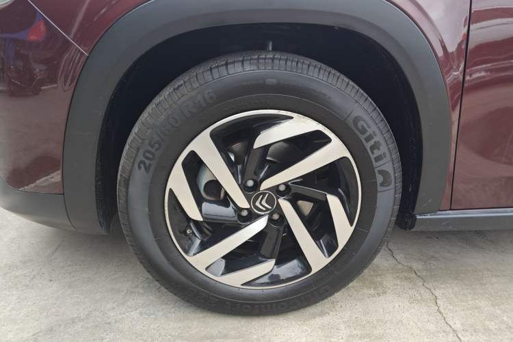 Used Citroen C3-XR 2018 1.6L Automatic Pioneer Model Left Front Wheel Hub