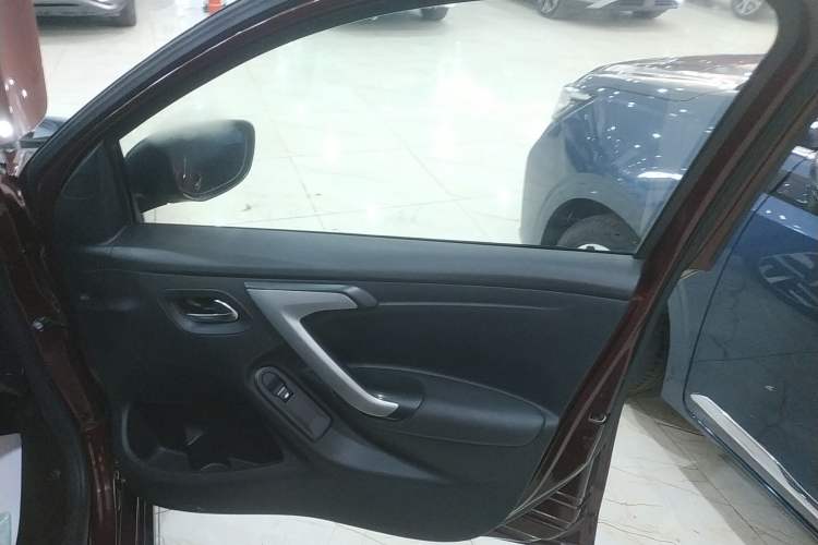 Used Citroen C3-XR 2018 1.6L Automatic Pioneer Model Right Front Door Interior