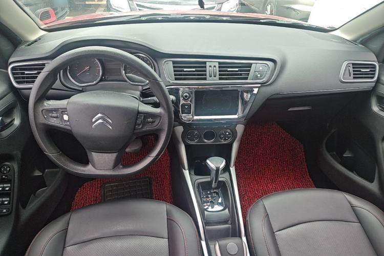 Used Citroen C3-XR 2018 Revised Version 1.6L Automatic Pioneer Edition Center Console