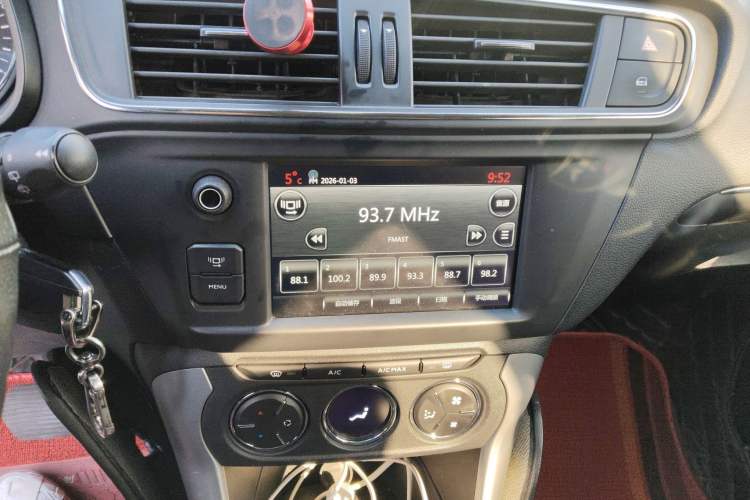 Used Citroen C3-XR 2018 1.6L Automatic Pioneer Model Audio And AC Panel