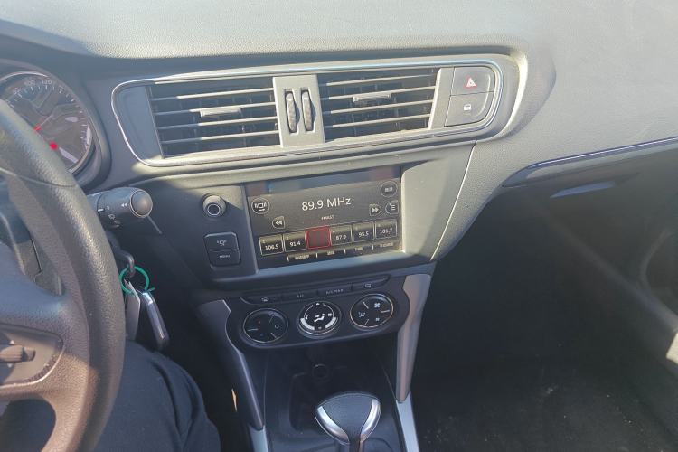 Used Citroen C3-XR 2018 1.6L Automatic Pioneer Model Audio And AC Panel