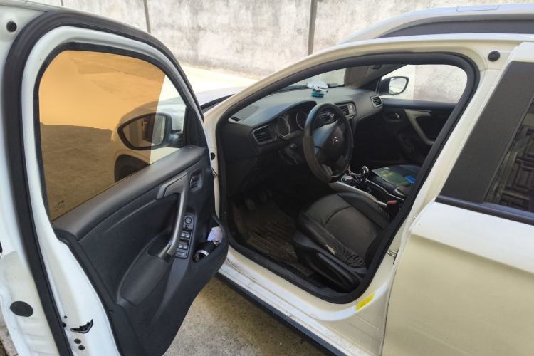 Used Citroen C3-XR 2018 1.6L Manual Fashion Edition Driver Seat