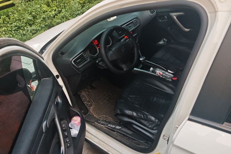 Used Citroen C3-XR 2018 1.6L Automatic Fashion Model Driver Seat