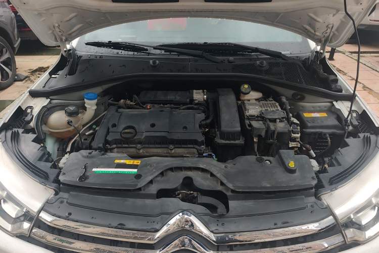 Used Citroen C3-XR 2018 1.6L Automatic Pioneer Model Engine Bay