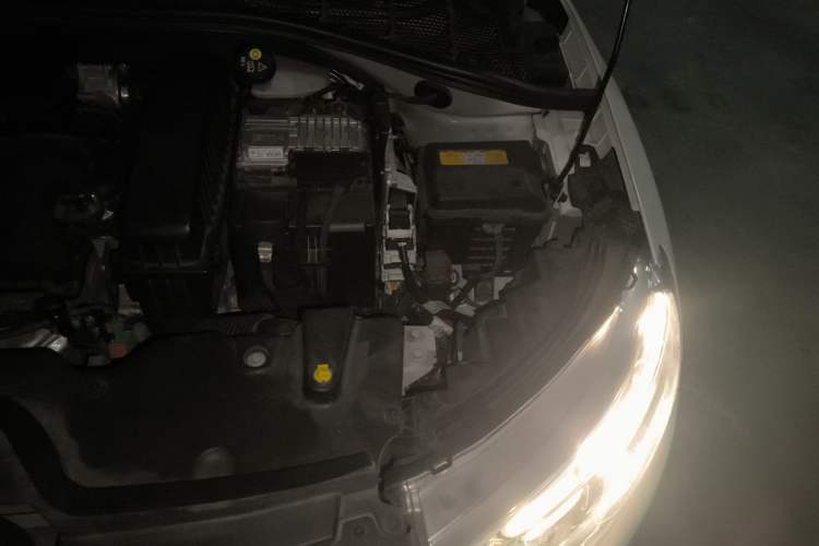 Used Citroen C3-XR 2018 1.6L Automatic Pioneer Model Engine Bay Left