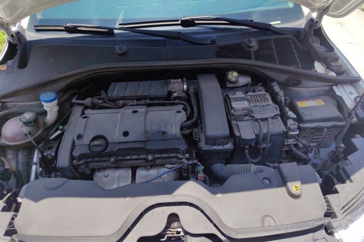 Used Citroen C3-XR 2018 1.6L Automatic Fashion Model Engine Bay