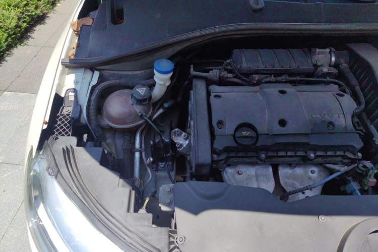 Used Citroen C3-XR 2018 1.6L Automatic Fashion Model Engine Bay Right