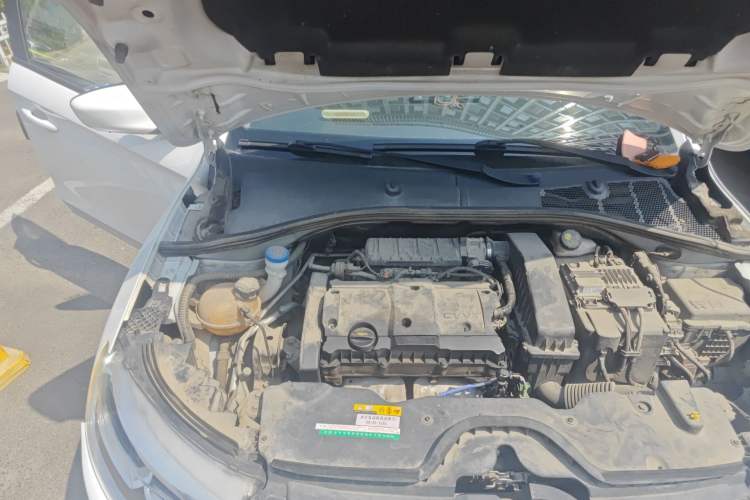 Used Citroen C3-XR 2018 1.6L Automatic Pioneer Model Engine Bay Right