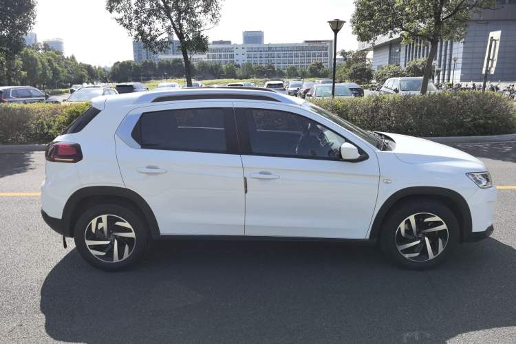 Used Citroen C3-XR 2018 Revised Version 1.6L Automatic Pioneer Edition Exterior 5
