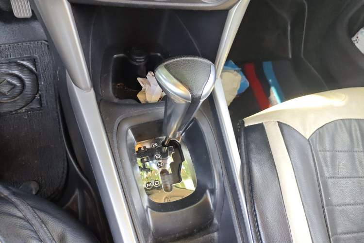 Used Citroen C3-XR 2018 1.6L Automatic Fashion Model Gear Lever