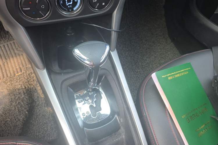 Used Citroen C3-XR 2018 1.6L Automatic Pioneer Model Gear Lever