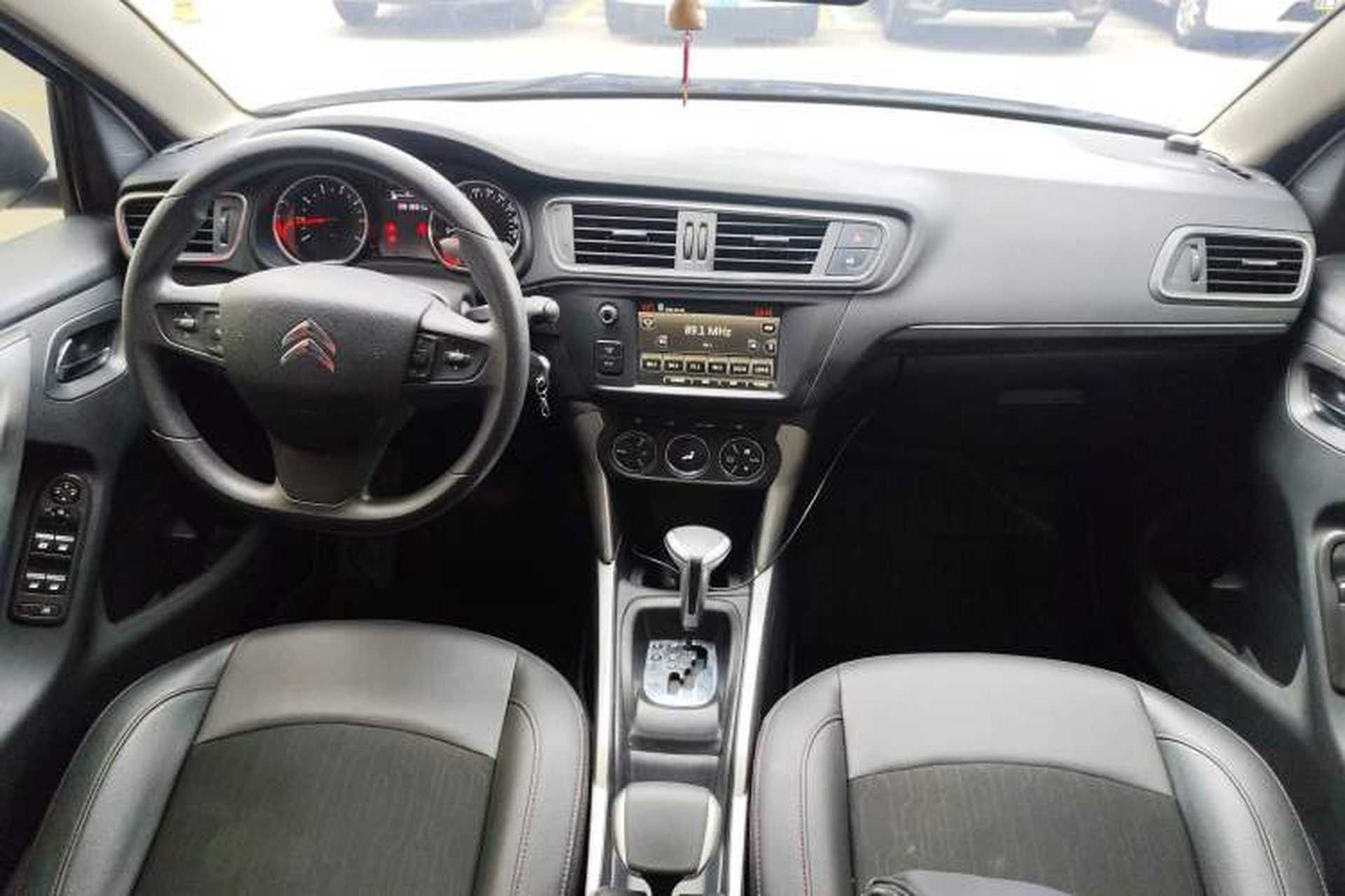 Used Citroen C3-XR 2018 1.6L Automatic Pioneer Model Gear Lever