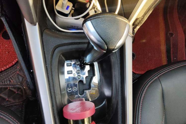 Used Citroen C3-XR 2018 1.6L Automatic Pioneer Model Gear Lever