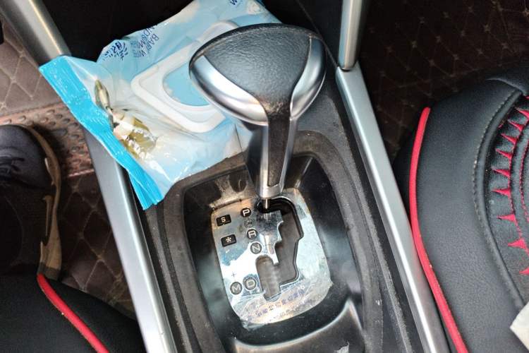 Used Citroen C3-XR 2018 1.6L Automatic Pioneer Model Gear Lever