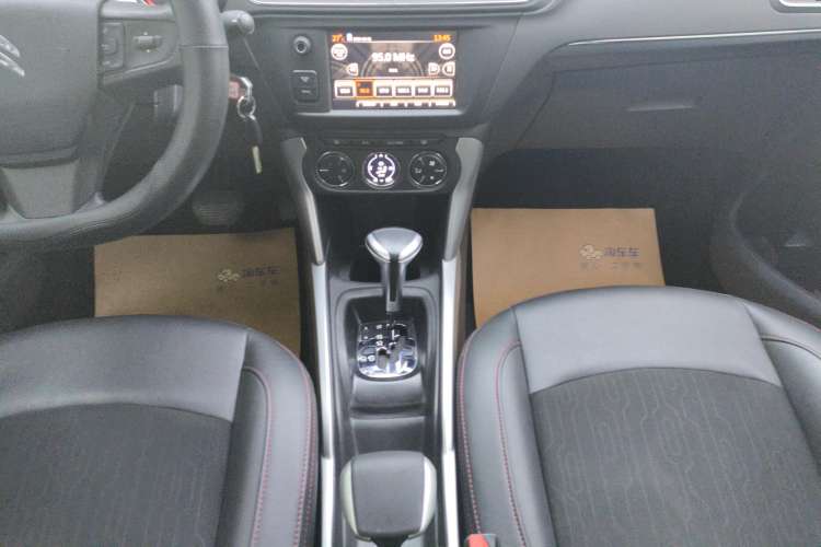 Used Citroen C3-XR 2018 Revised Version 1.6L Automatic Pioneer Edition Gear Lever