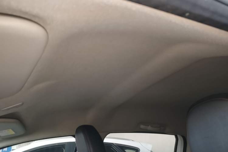 Used Citroen C3-XR 2018 1.6L Automatic Pioneer Model Headliner