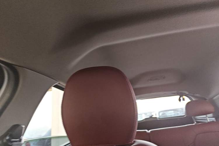 Used Citroen C3-XR 2018 1.6L Automatic Fashion Model Headliner