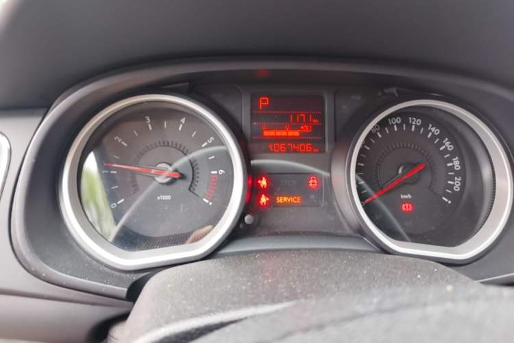 Used Citroen C3-XR 2018 1.6L Automatic Fashion Model Instrument Cluster