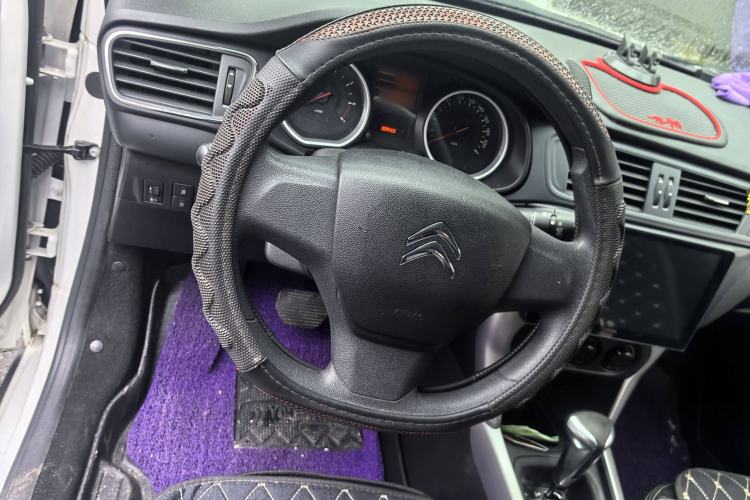 Used Citroen C3-XR 2018 1.6L Automatic Fashion Model Interior 4
