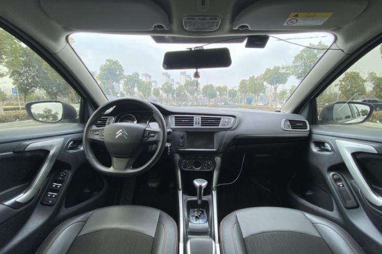 Used Citroen C3-XR 2018 1.6L Automatic Pioneer Model Interior 6