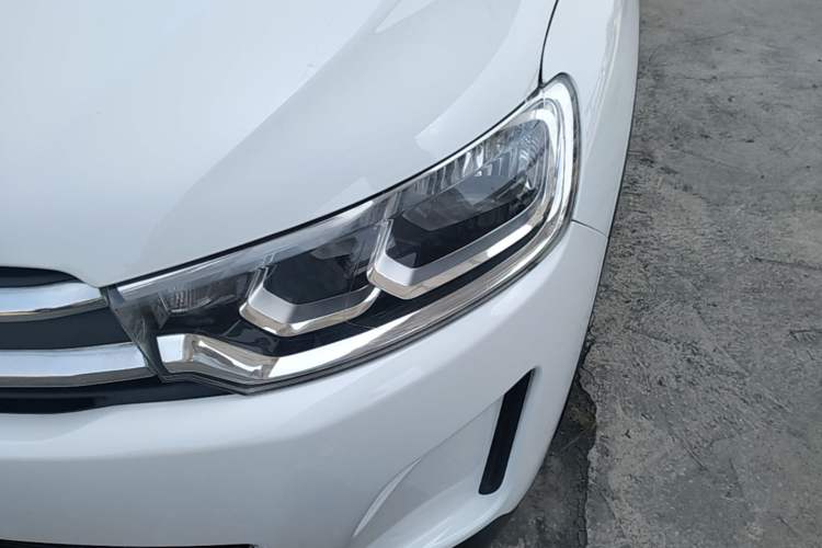 Used Citroen C3-XR 2018 1.6L Automatic Fashion Model Left Front Headlight