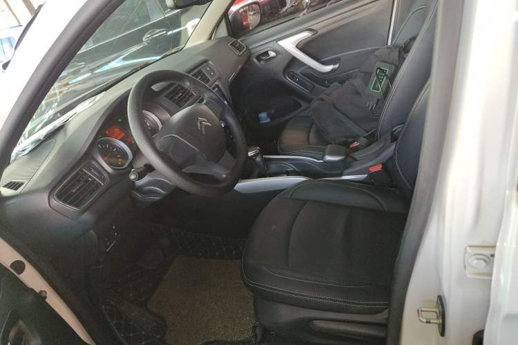 Used Citroen C3-XR 2018 1.6L Automatic Fashion Model Left Front Seat