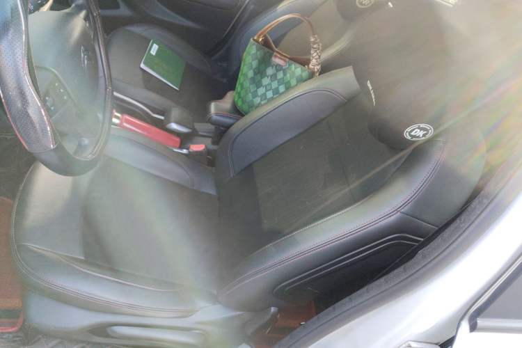 Used Citroen C3-XR 2018 1.6L Automatic Pioneer Model Left Front Seat