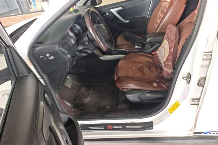 Used Citroen C3-XR 2018 1.6L Automatic Fashion Model Left Front Seat
