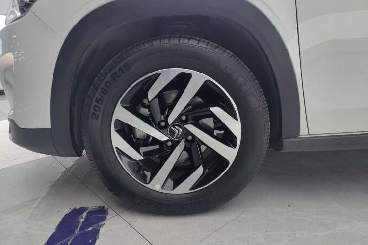 Used Citroen C3-XR 2018 1.6L Automatic Pioneer Model Left Front Wheel Hub