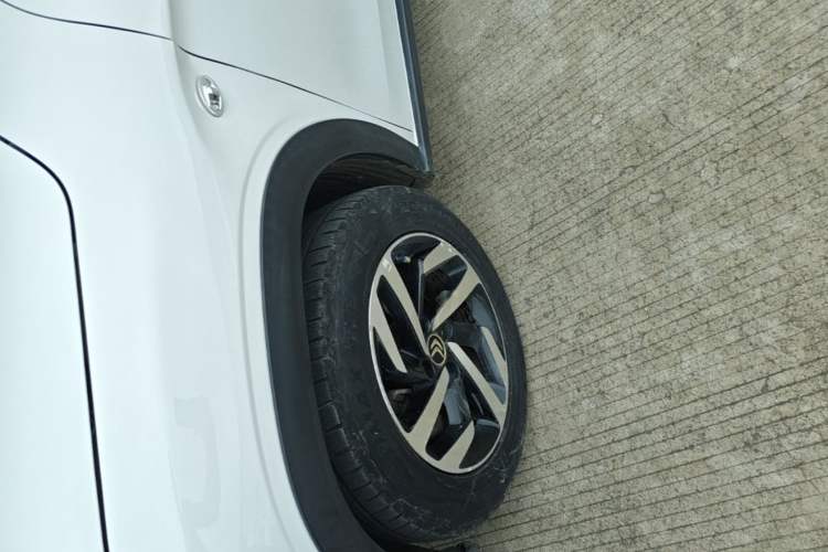Used Citroen C3-XR 2018 Revised Version 1.6L Automatic Pioneer Edition Left Front Wheel Hub