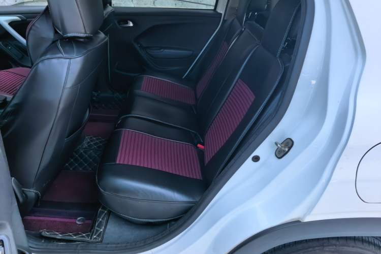 Used Citroen C3-XR 2018 1.6L Automatic Pioneer Model Left Rear Seat