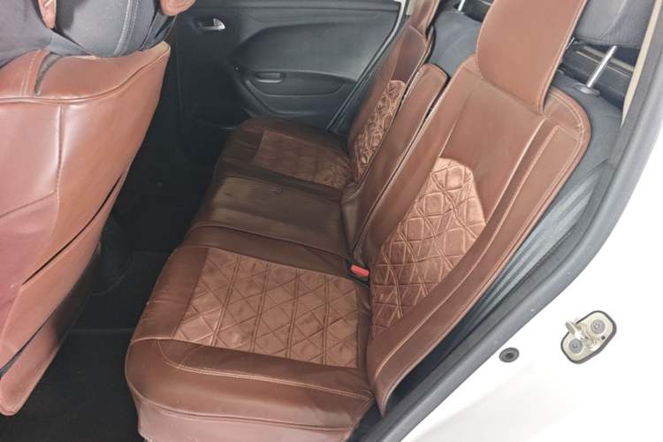 Used Citroen C3-XR 2018 1.6L Automatic Fashion Model Left Rear Seat