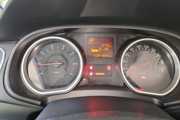 Used Citroen C3-XR 2018 1.6L Automatic Fashion Model Odometer Close Up