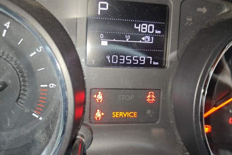 Used Citroen C3-XR 2018 1.6L Automatic Pioneer Model Odometer Close Up