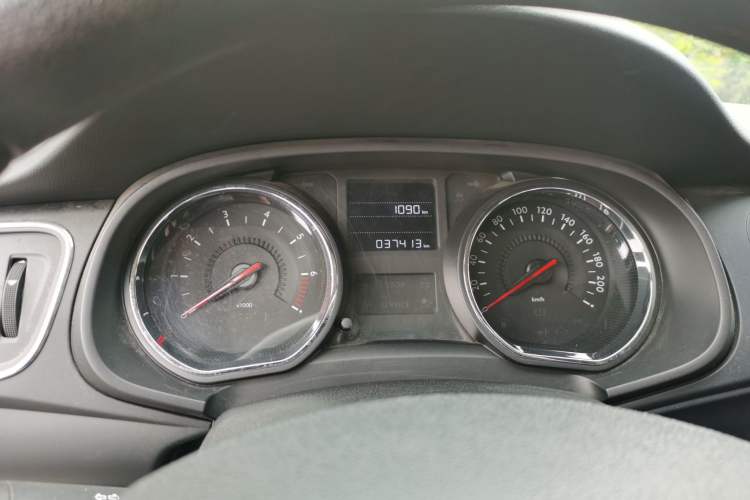 Used Citroen C3-XR 2018 Revised Version 1.6L Automatic Pioneer Edition Odometer Close Up