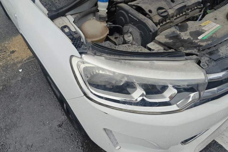 Used Citroen C3-XR 2018 1.6L Automatic Pioneer Model Right Front Headlight