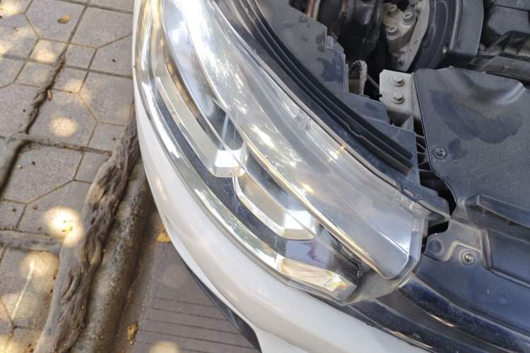 Used Citroen C3-XR 2018 1.6L Automatic Fashion Model Right Front Headlight