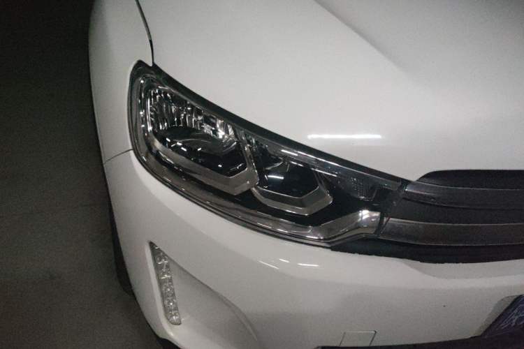 Used Citroen C3-XR 2018 1.6L Automatic Pioneer Model Right Front Headlight