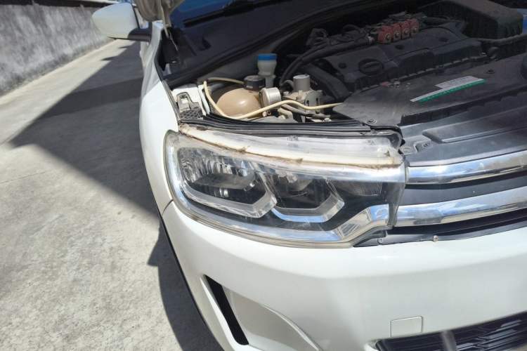 Used Citroen C3-XR 2018 1.6L Manual Fashion Edition Right Front Headlight
