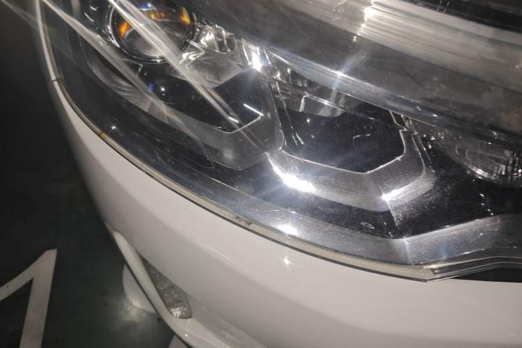 Used Citroen C3-XR 2018 1.6L Automatic Pioneer Model Right Front Headlight