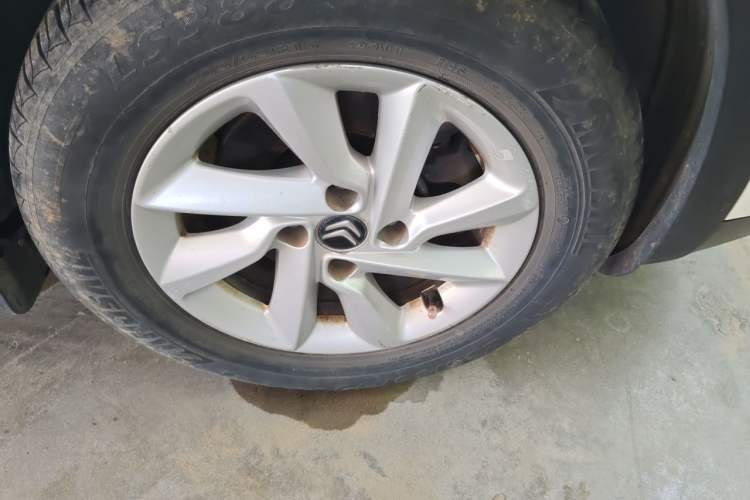 Used Citroen C3-XR 2018 1.6L Automatic Fashion Model Right Front Wheel Hub