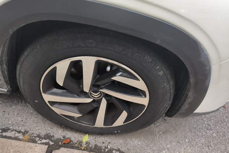 Used Citroen C3-XR 2018 1.6L Automatic Pioneer Model Right Front Wheel Hub
