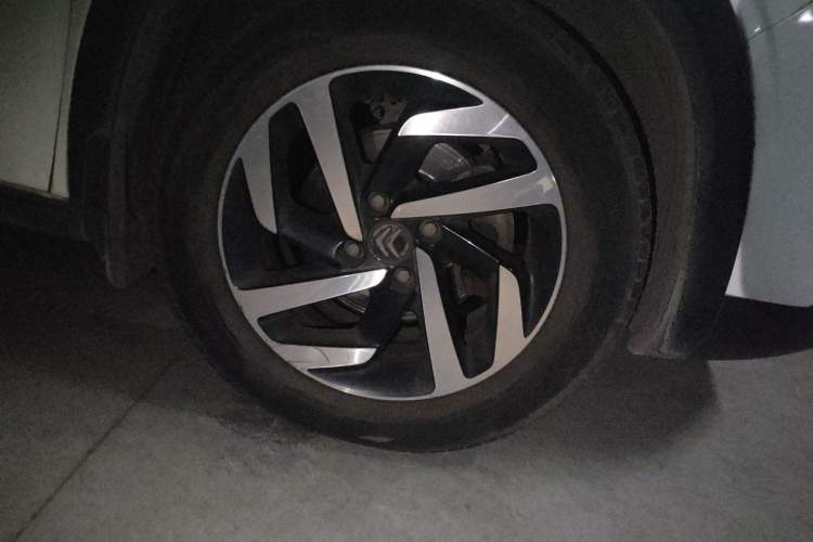 Used Citroen C3-XR 2018 1.6L Automatic Pioneer Model Right Front Wheel Hub