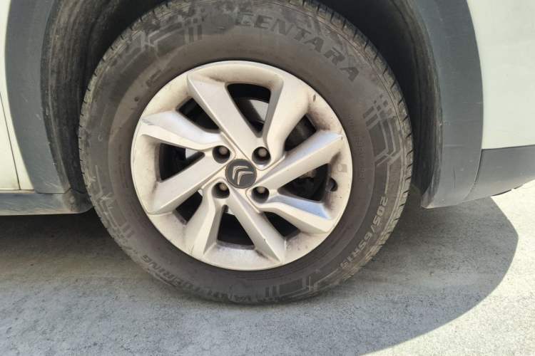 Used Citroen C3-XR 2018 1.6L Manual Fashion Edition Right Front Wheel Hub